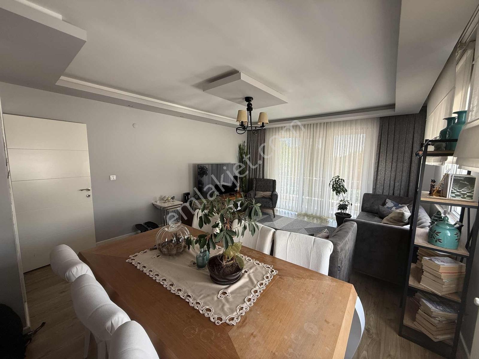 İzmit Plajyolu Satılık 3+1 Geniş Lüks Dubleks Daire — fotoğraf 25
