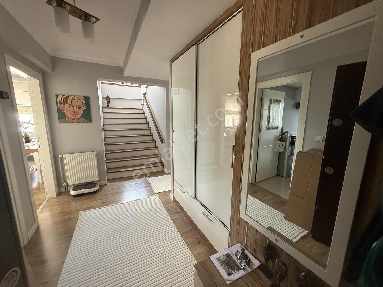 İzmit Plajyolu Satılık 3+1 Geniş Lüks Dubleks Daire — fotoğraf 28