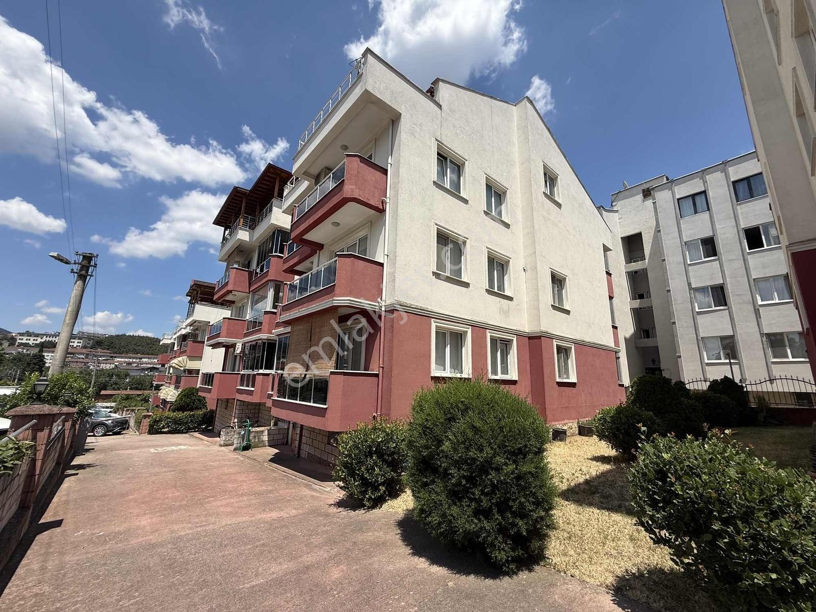 İzmit Plajyolu Satılık 3+1 Geniş Lüks Dubleks Daire — fotoğraf 29