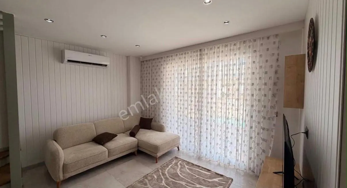 Kuşadası Davutlar’da Özel Havuzlu, Geniş Bahçeli Sıfır Lüks 3+1 Villa — fotoğraf 13
