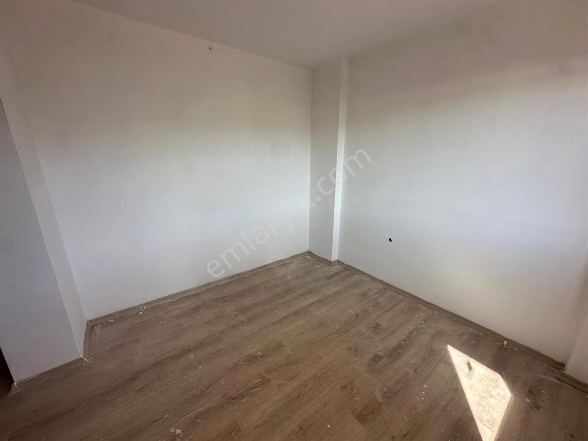 Aydın Mahallesinde Havuzlu Sitede | Sıfır 2+1 | Takasa Açık — fotoğraf 13