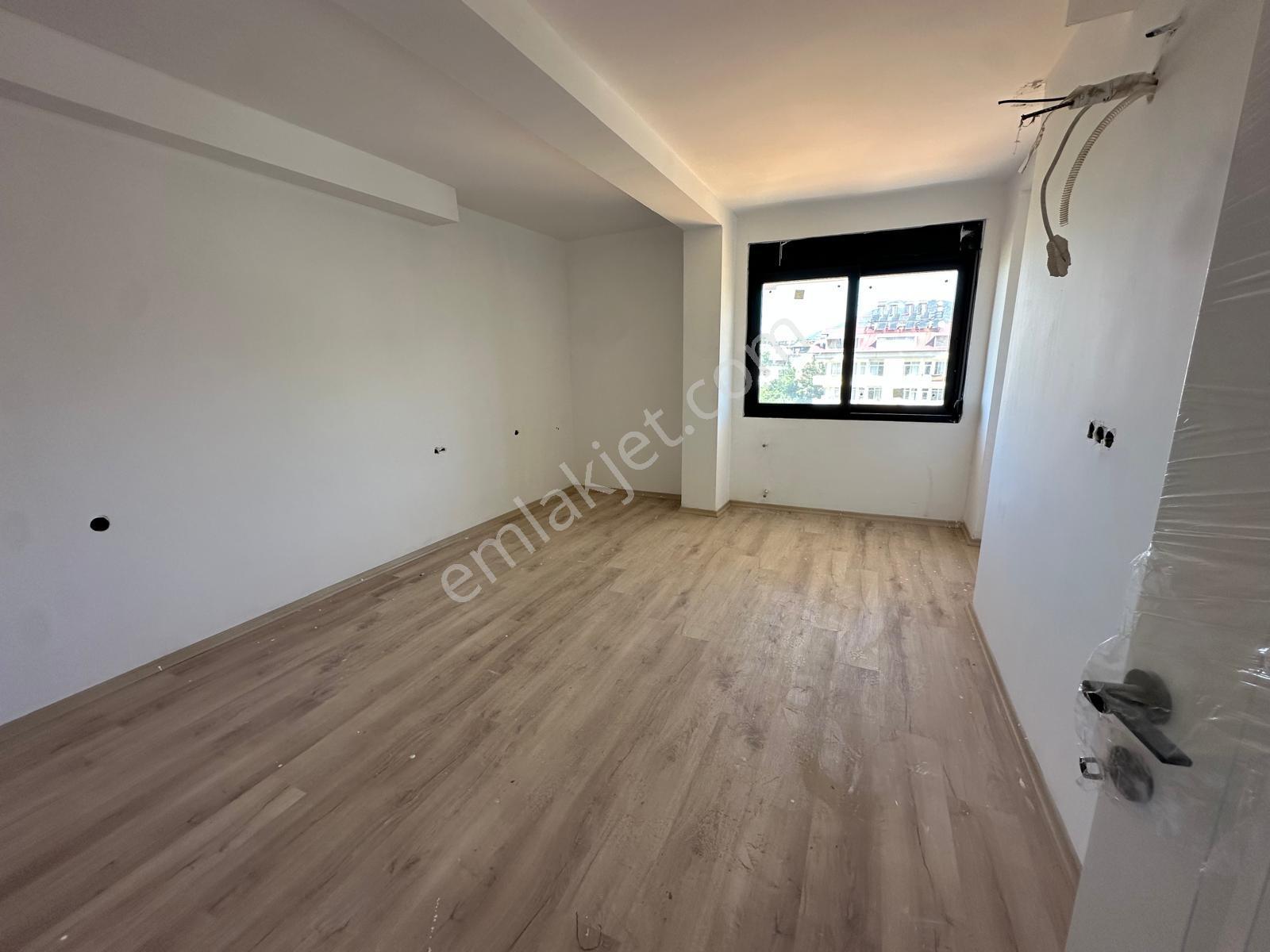 Aydın Mahallesinde Havuzlu Sitede | Sıfır 2+1 | Takasa Açık — fotoğraf 15
