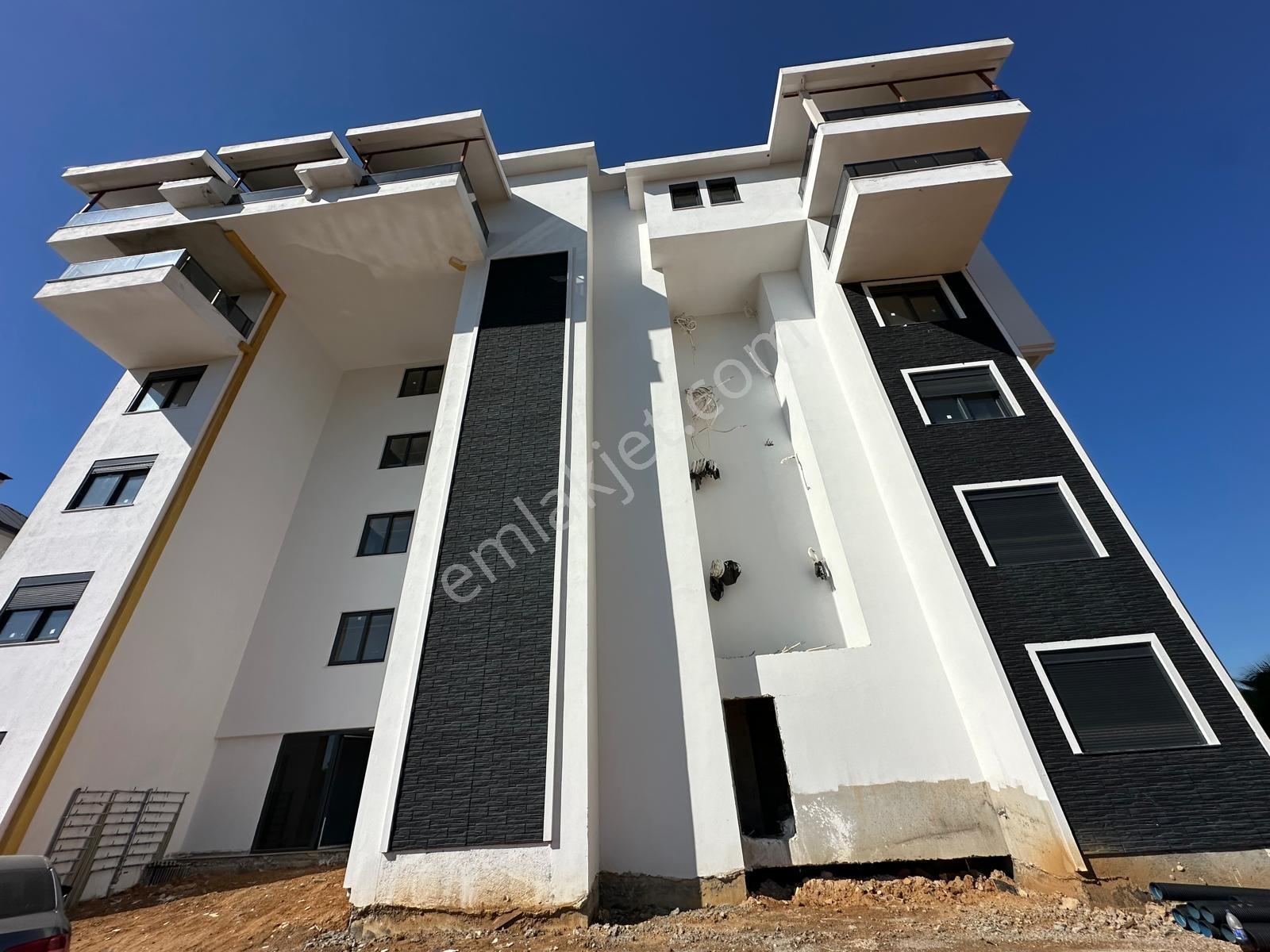 Aydın Mahallesinde Havuzlu Sitede | Sıfır 2+1 | Takasa Açık — fotoğraf 19