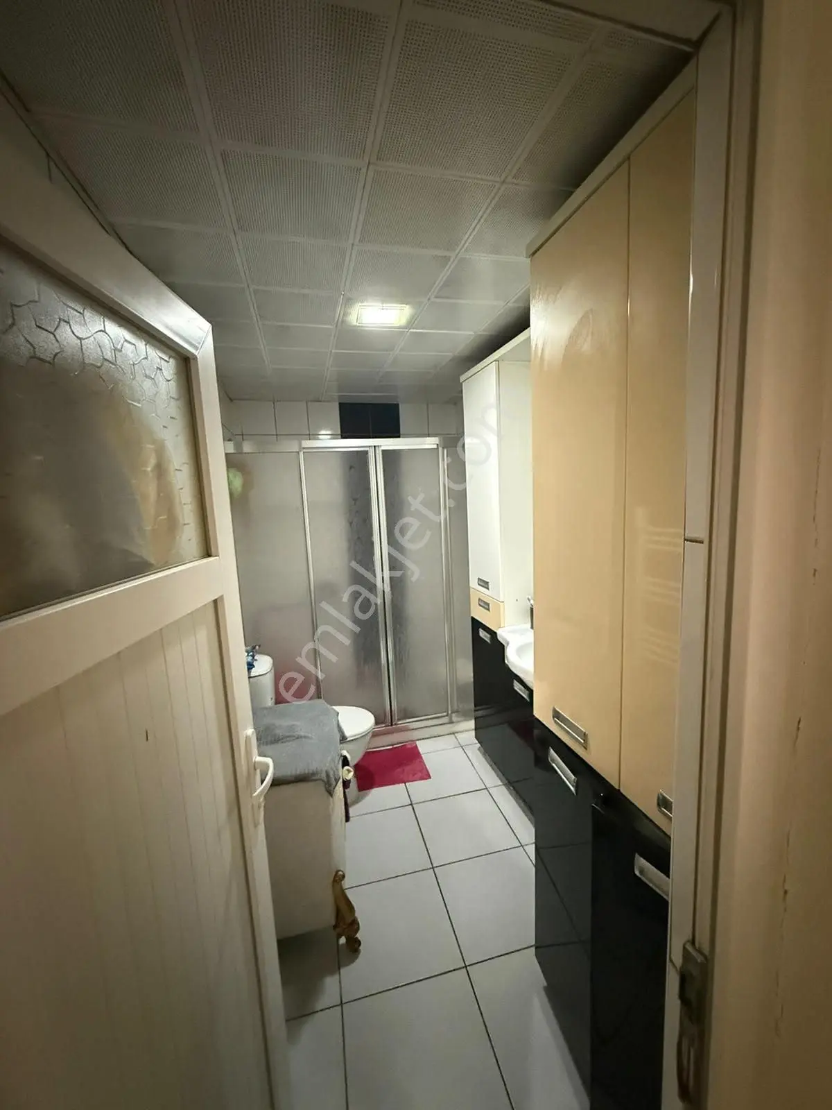 Eras Gayrimenkul'den Merkezi Konumda Bakımlı 3+1 Daire — fotoğraf 13