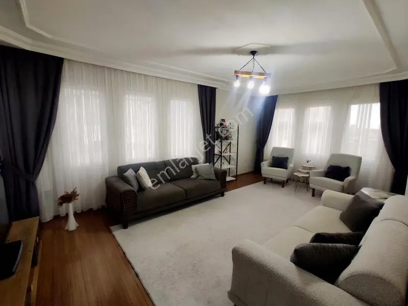 Yılmaz Mahallesi'nde Site İçinde Geniş 3+1 145 M2 Satılık Daire — fotoğraf 8