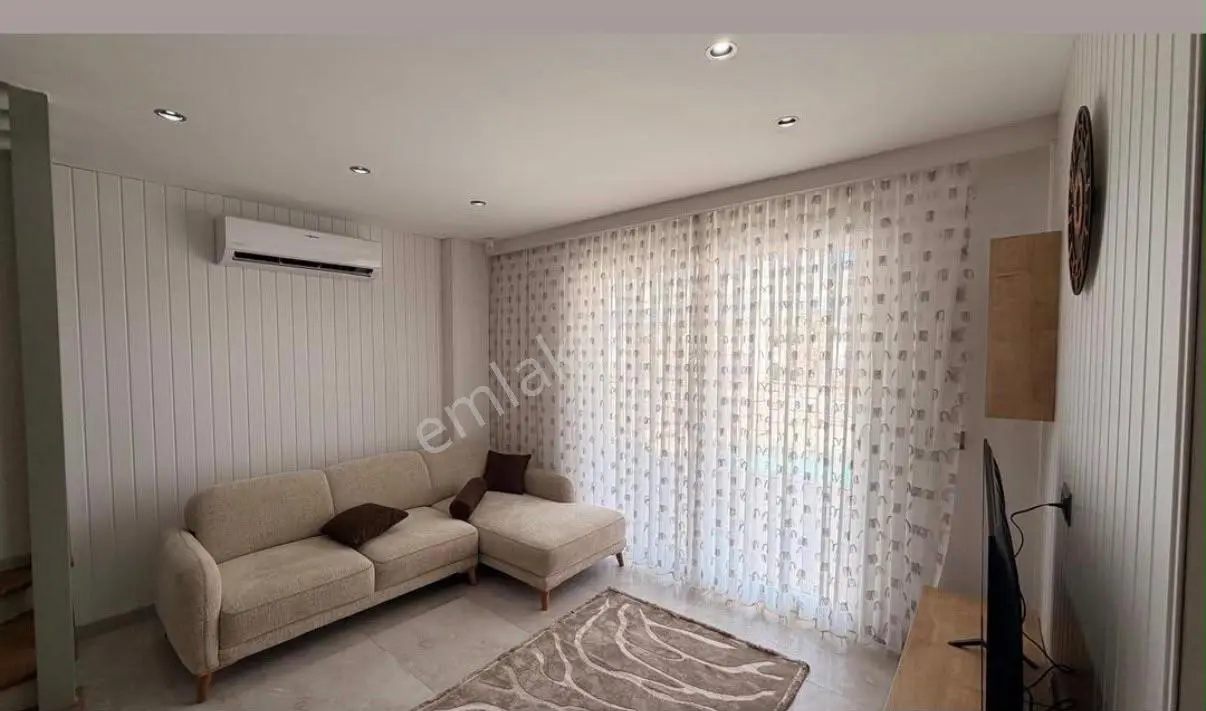 Kuşadası Davutlar’da Özel Havuzlu, Geniş Bahçeli Sıfır Lüks 3+1 Villa — fotoğraf 10