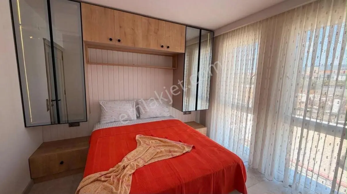 Kuşadası Davutlar’da Özel Havuzlu, Geniş Bahçeli Sıfır Lüks 3+1 Villa — fotoğraf 11