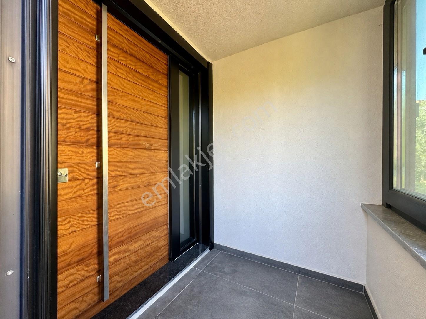 Select'ten Armutalan'da Satılık Bahçeli 4+1 Site İçinde Villa — fotoğraf 5