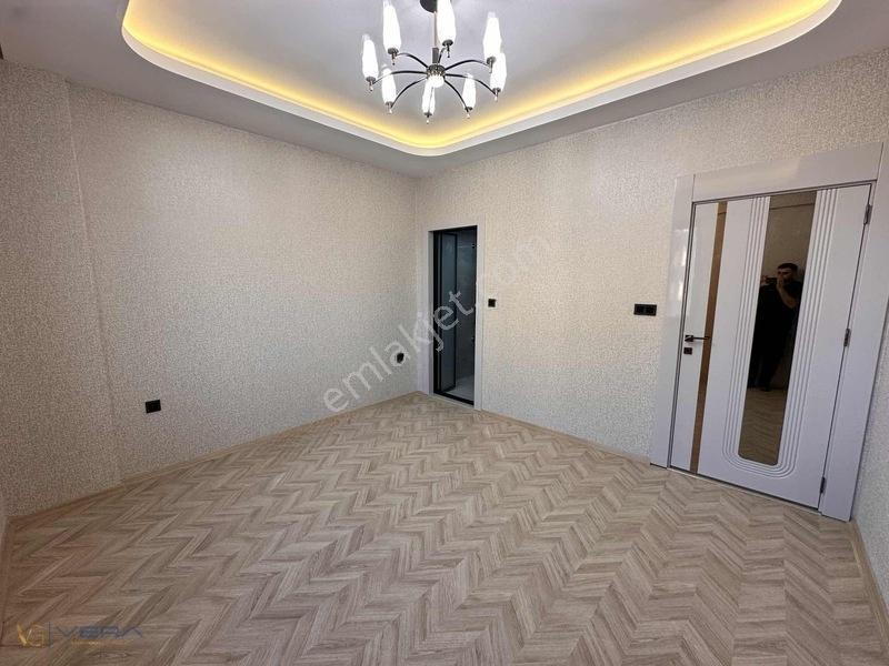 İbnisina Hakkı Orhan`da Satılık Ara Kat Ön Cephe Sıfır 2.5+1 — fotoğraf 20