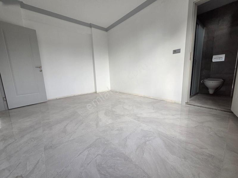 Ara Kat Ön Cephe 3+1 Lüks Daire | Ebeveyn Banyolu للبيع ٣+١ شقة — fotoğraf 5
