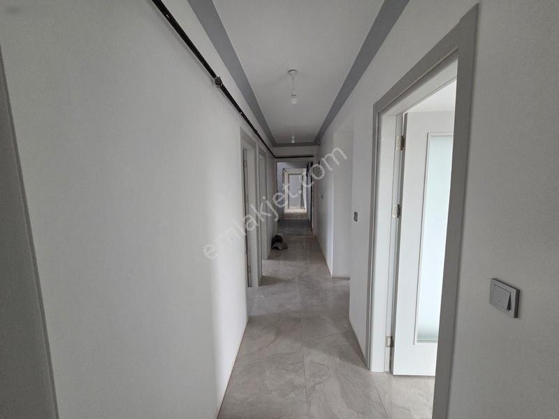 Ara Kat Ön Cephe 3+1 Lüks Daire | Ebeveyn Banyolu للبيع ٣+١ شقة — fotoğraf 10