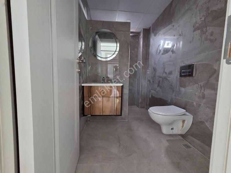 Ara Kat Ön Cephe 3+1 Lüks Daire | Ebeveyn Banyolu للبيع ٣+١ شقة — fotoğraf 12