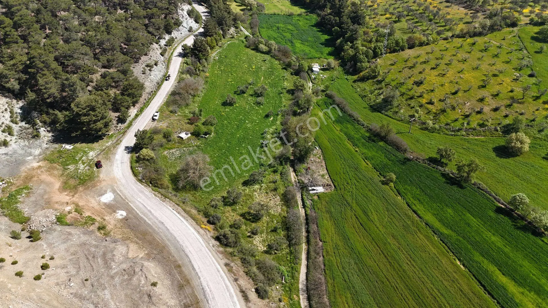 Ezine Köprübaşı Köyü Satılık 8300 M² Doğa Manzaralı Tarla — fotoğraf 24
