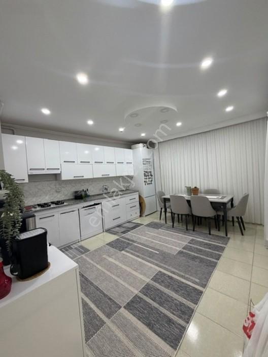 Yörük Mahallesi Harika Lokasyonda Satılık 3+1 180 M2 Daire. — fotoğraf 5