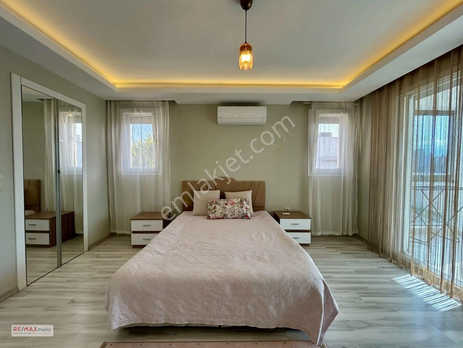 Kuşadası'nda 500 M² Arsa İçerisinde, Özel Havuzlu, Tam Müstakil 4+1 Villa — fotoğraf 34
