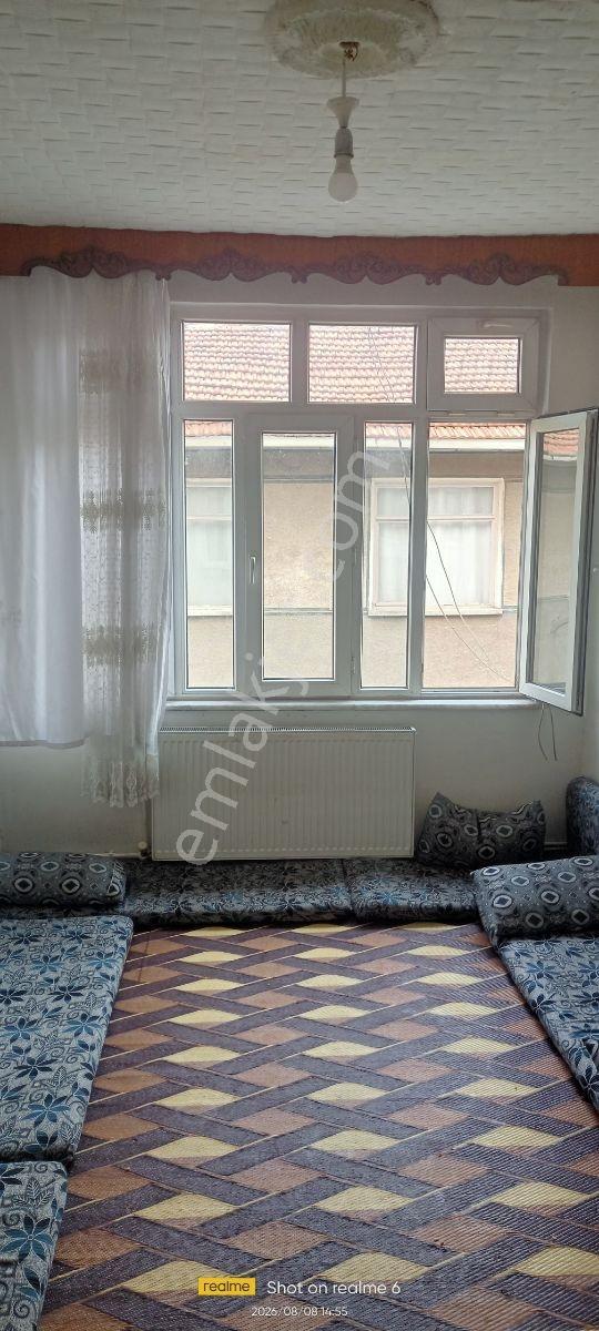 Meram Sahipata'da 14.000 Tl Kira Getirili 2+1 Daire — fotoğraf 2