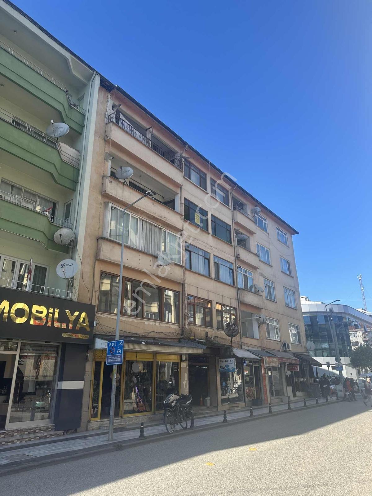 Belediyenin Yanında Yatırımlık 3+1 Daire