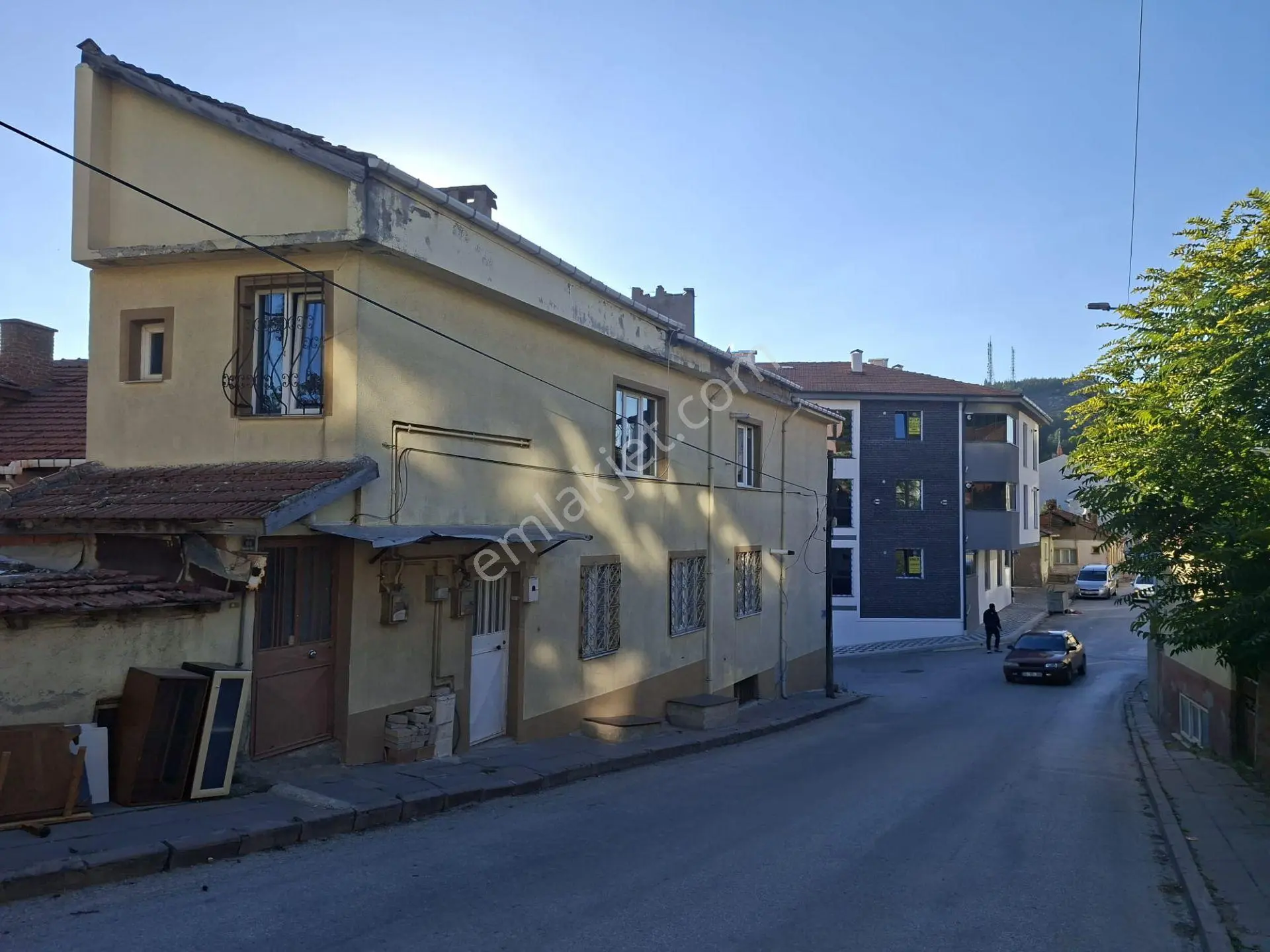 Hal Meydanı Ve Çarşı Merkezine 150m, Masrafsız, Yatırımlık/oturumluk 2+1 — fotoğraf 3