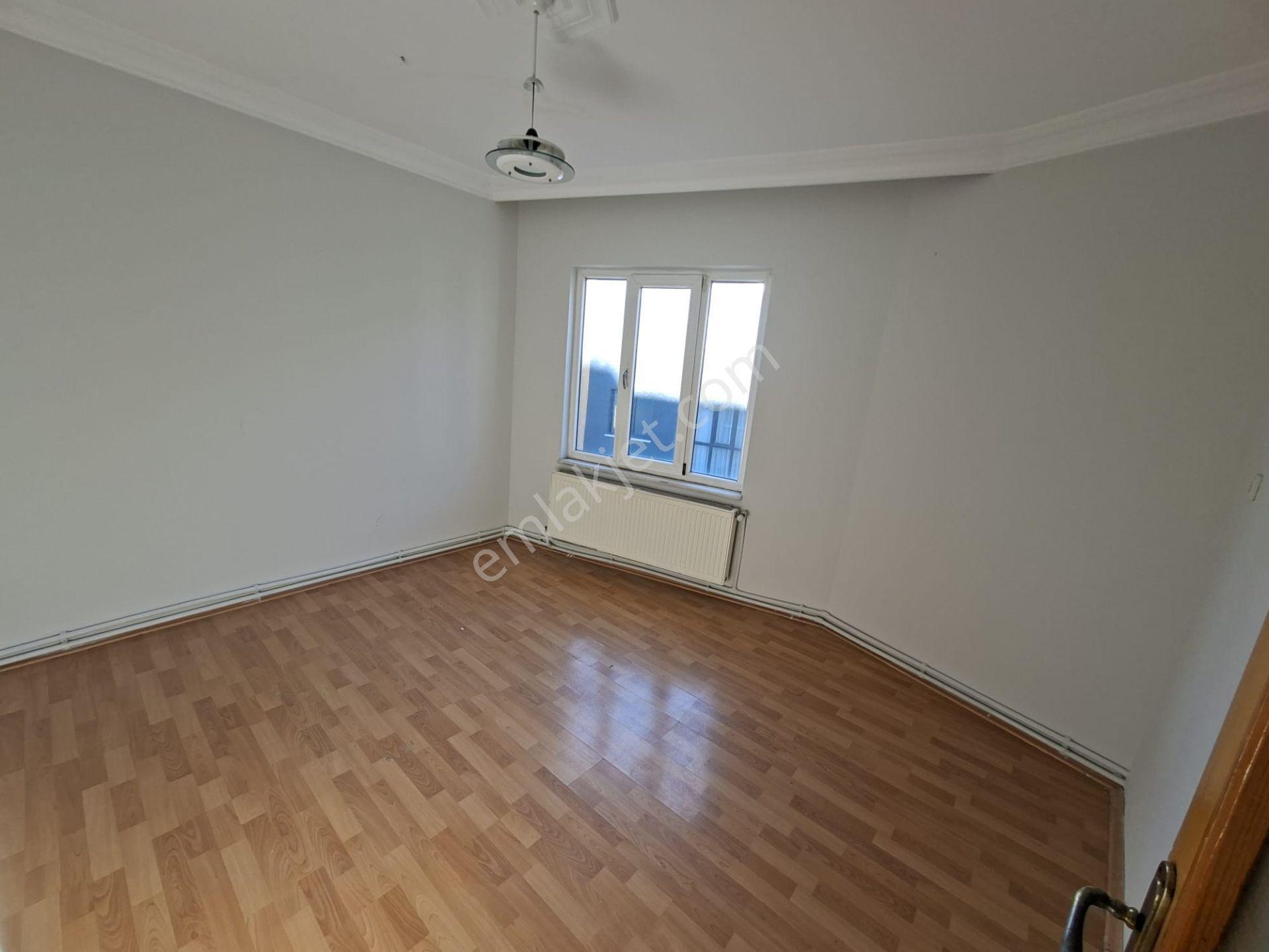 Hal Meydanı Ve Çarşı Merkezine 150m, Masrafsız, Yatırımlık/oturumluk 2+1 — fotoğraf 9