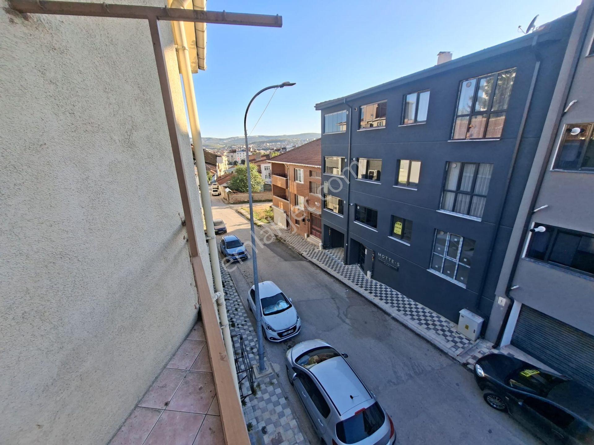 Hal Meydanı Ve Çarşı Merkezine 150m, Masrafsız, Yatırımlık/oturumluk 2+1 — fotoğraf 12