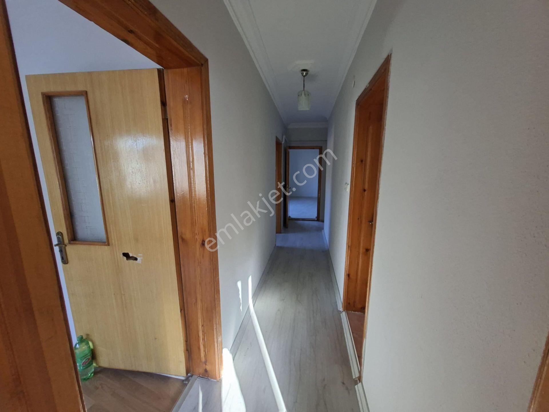 Hal Meydanı Ve Çarşı Merkezine 150m, Masrafsız, Yatırımlık/oturumluk 2+1 — fotoğraf 13