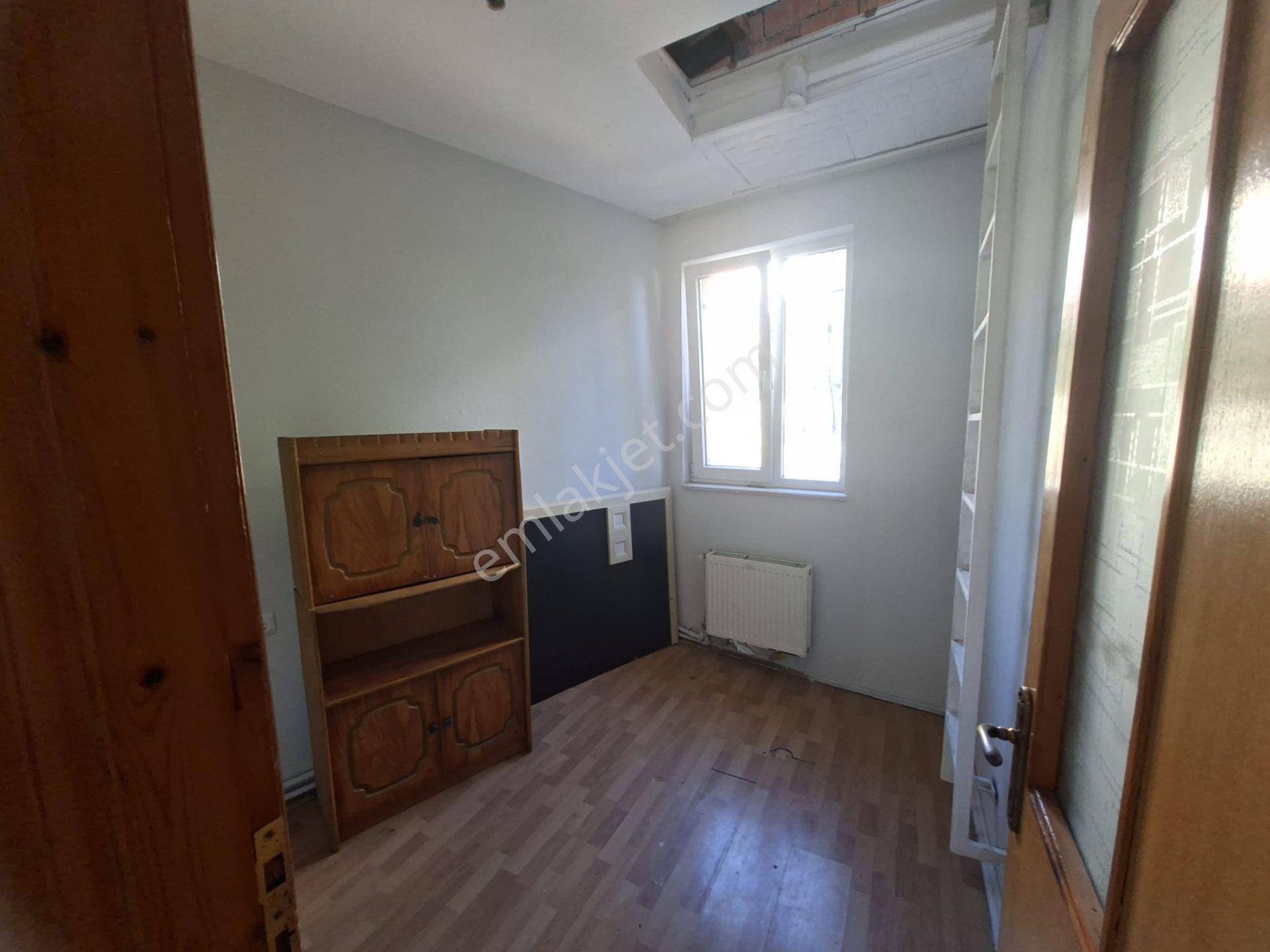 Hal Meydanı Ve Çarşı Merkezine 150m, Masrafsız, Yatırımlık/oturumluk 2+1 — fotoğraf 15