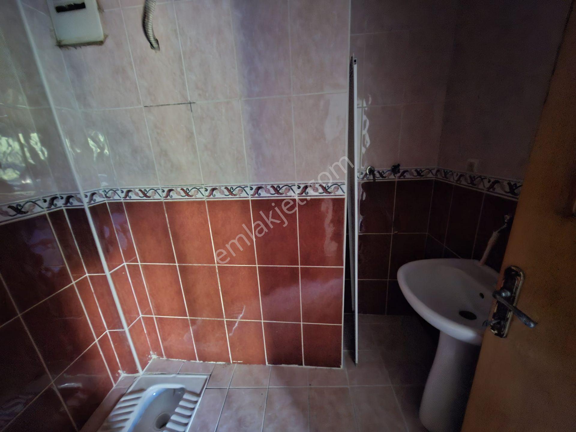 Hal Meydanı Ve Çarşı Merkezine 150m, Masrafsız, Yatırımlık/oturumluk 2+1 — fotoğraf 17