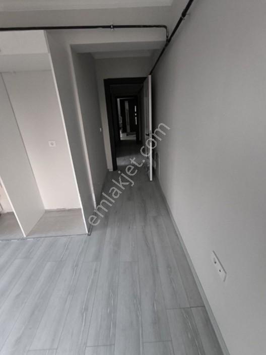 Satılık 1+1 | Ara Kat Kombili Ankastreli Koridorluللبيع شقة ١+١ — fotoğraf 17