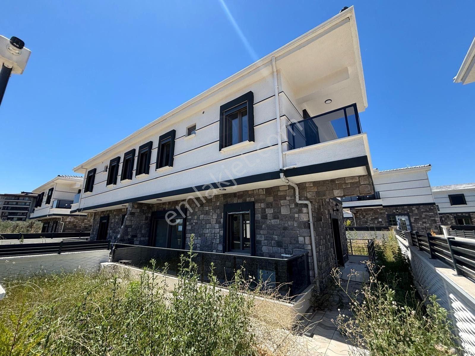 ▀▄mera Emlaktan Kadıköy Mh. Müstakil Havuzlu 3+1 Lüks İkiz Villa — fotoğraf 7