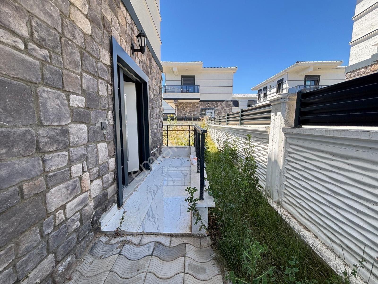 ▀▄mera Emlaktan Kadıköy Mh. Müstakil Havuzlu 3+1 Lüks İkiz Villa — fotoğraf 24