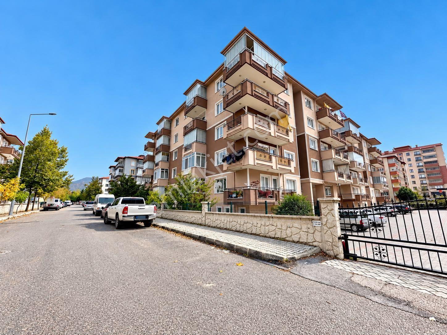 Isparta Davraz Mahallesin'De 3+1 Satılık Daire