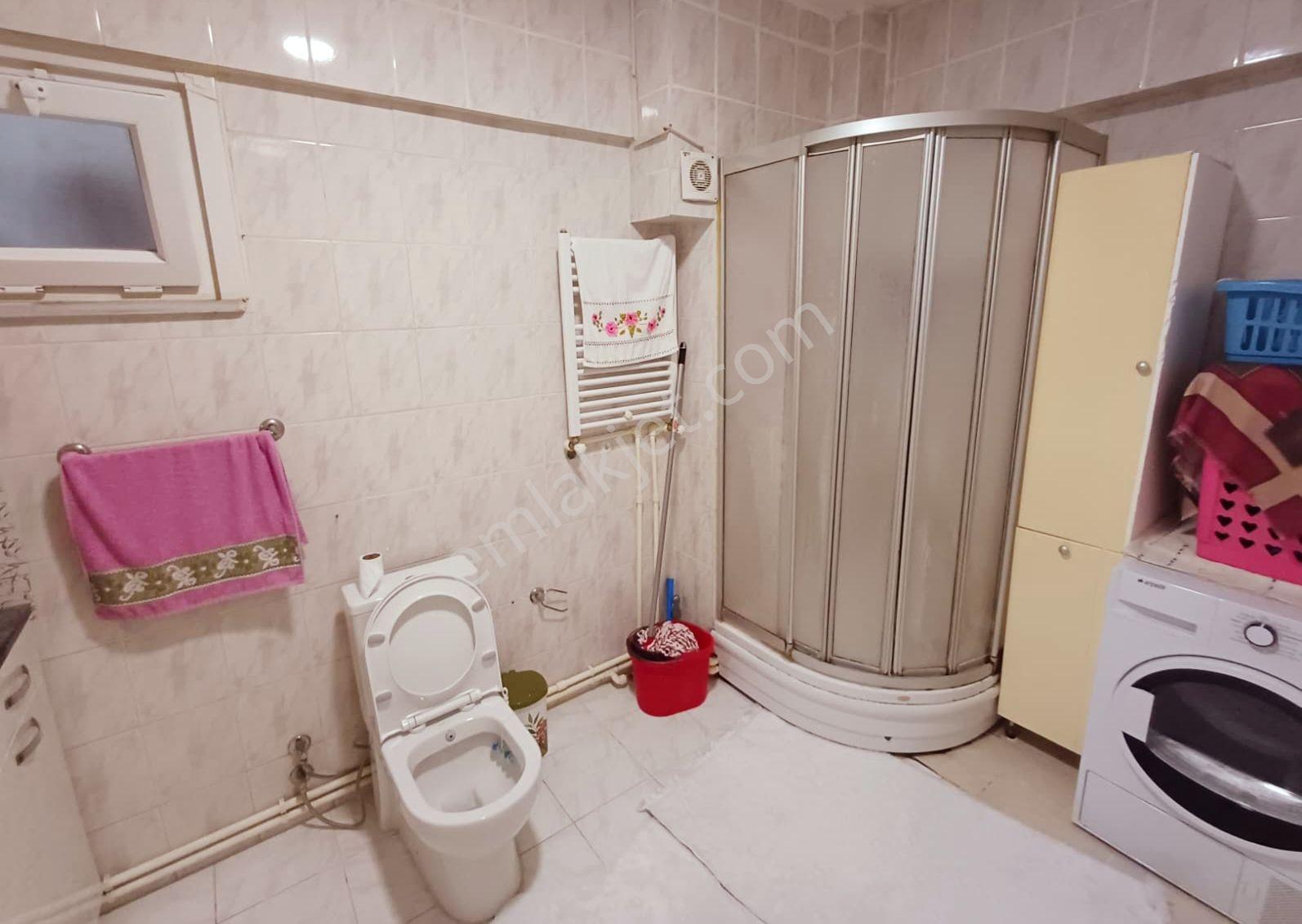 Merkez Emlâk Armağan'dan 3+1 4.kat 136 M² İçi Yapılı Daire — fotoğraf 10