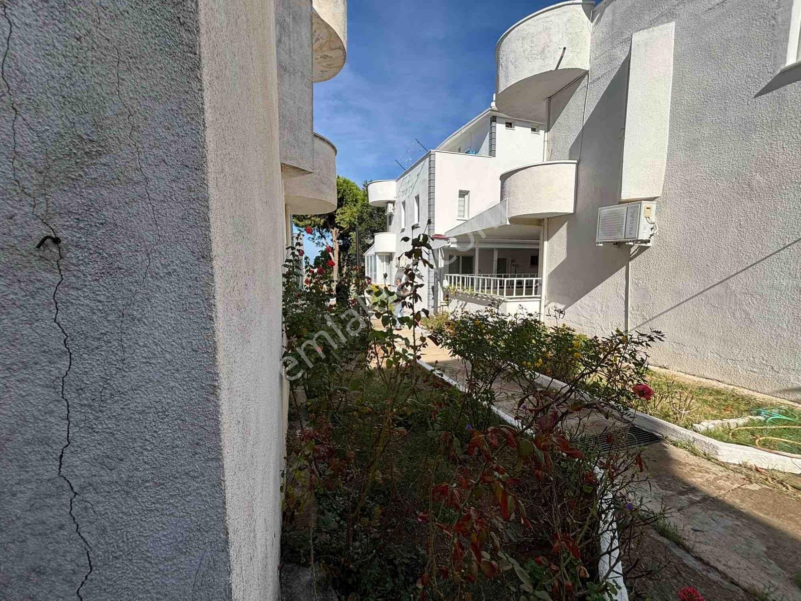 Didim Mavişehirde Güney-batı Cepheli 3 Katlı 3+1 Villa | Balkon — fotoğraf 3