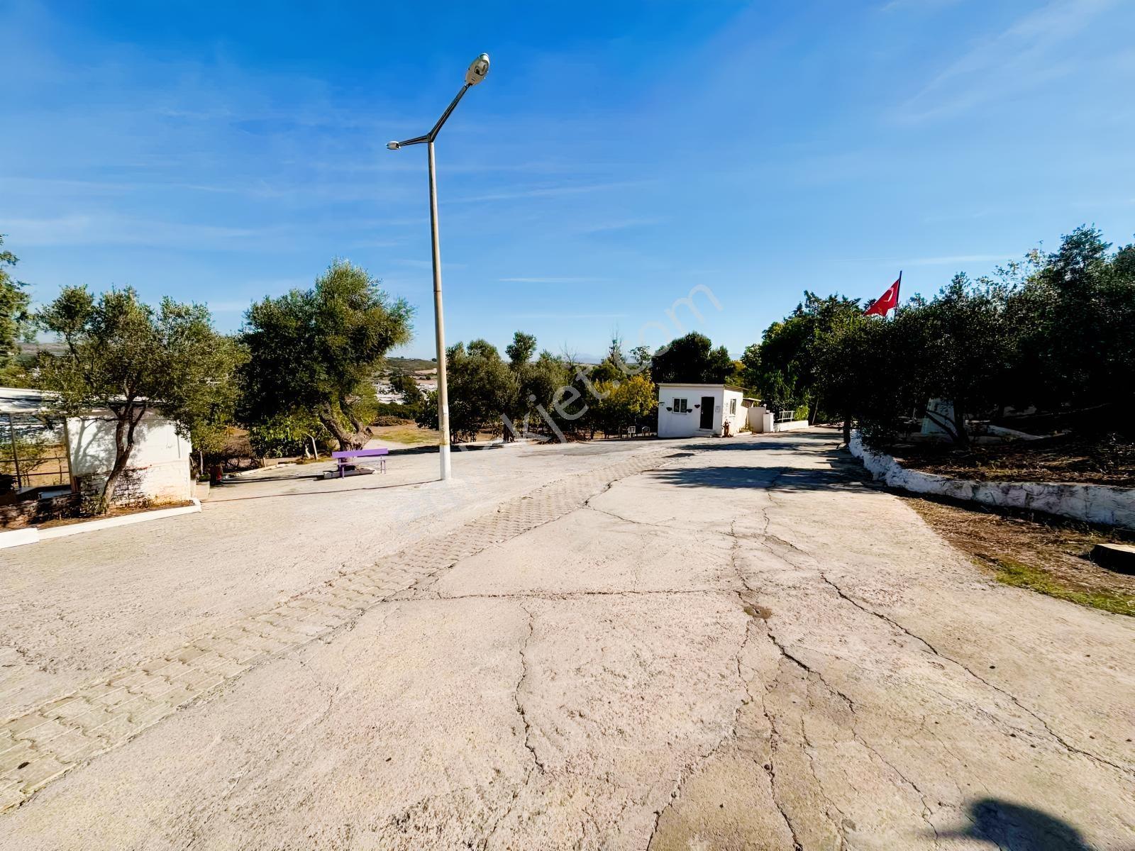 Didim Mavişehirde Güney-batı Cepheli 3 Katlı 3+1 Villa | Balkon — fotoğraf 8