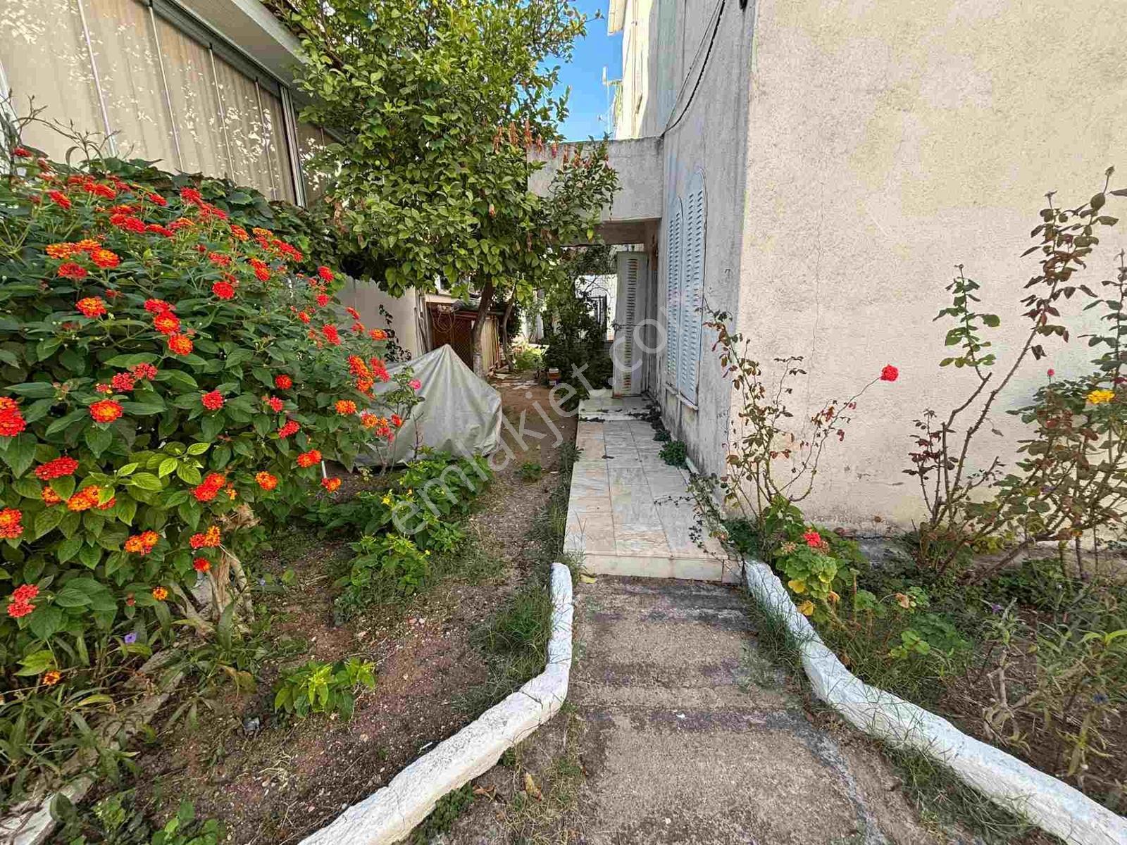 Didim Mavişehirde Güney-batı Cepheli 3 Katlı 3+1 Villa | Balkon — fotoğraf 13