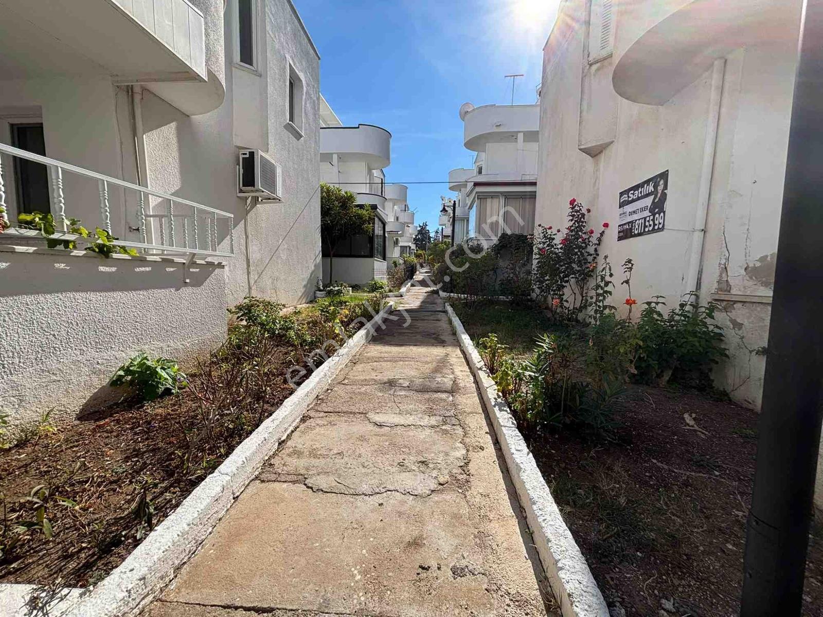 Didim Mavişehirde Güney-batı Cepheli 3 Katlı 3+1 Villa | Balkon — fotoğraf 24