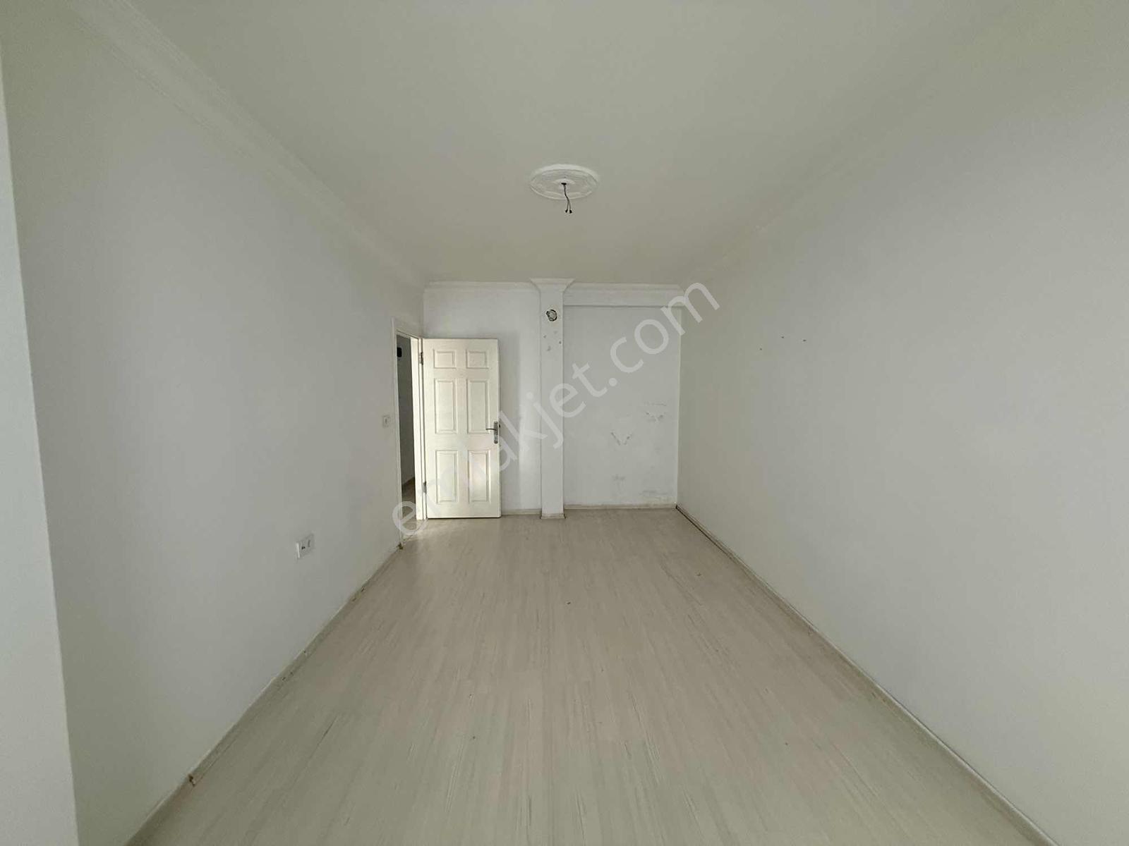Cumhuriyet Mahallesinde 3+1 1 İnci Kat Daire Asansörlü — fotoğraf 10