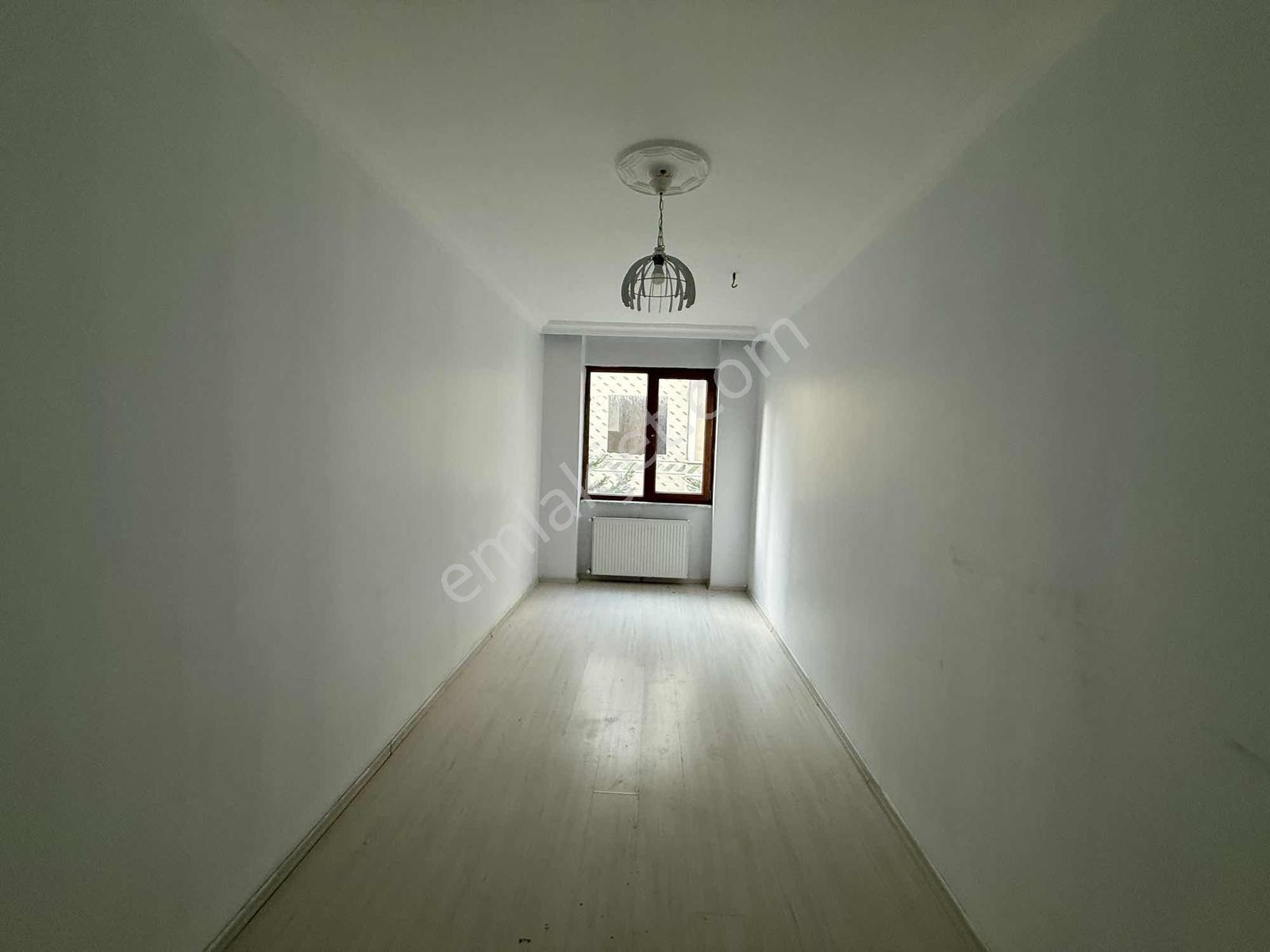 Cumhuriyet Mahallesinde 3+1 1 İnci Kat Daire Asansörlü — fotoğraf 20