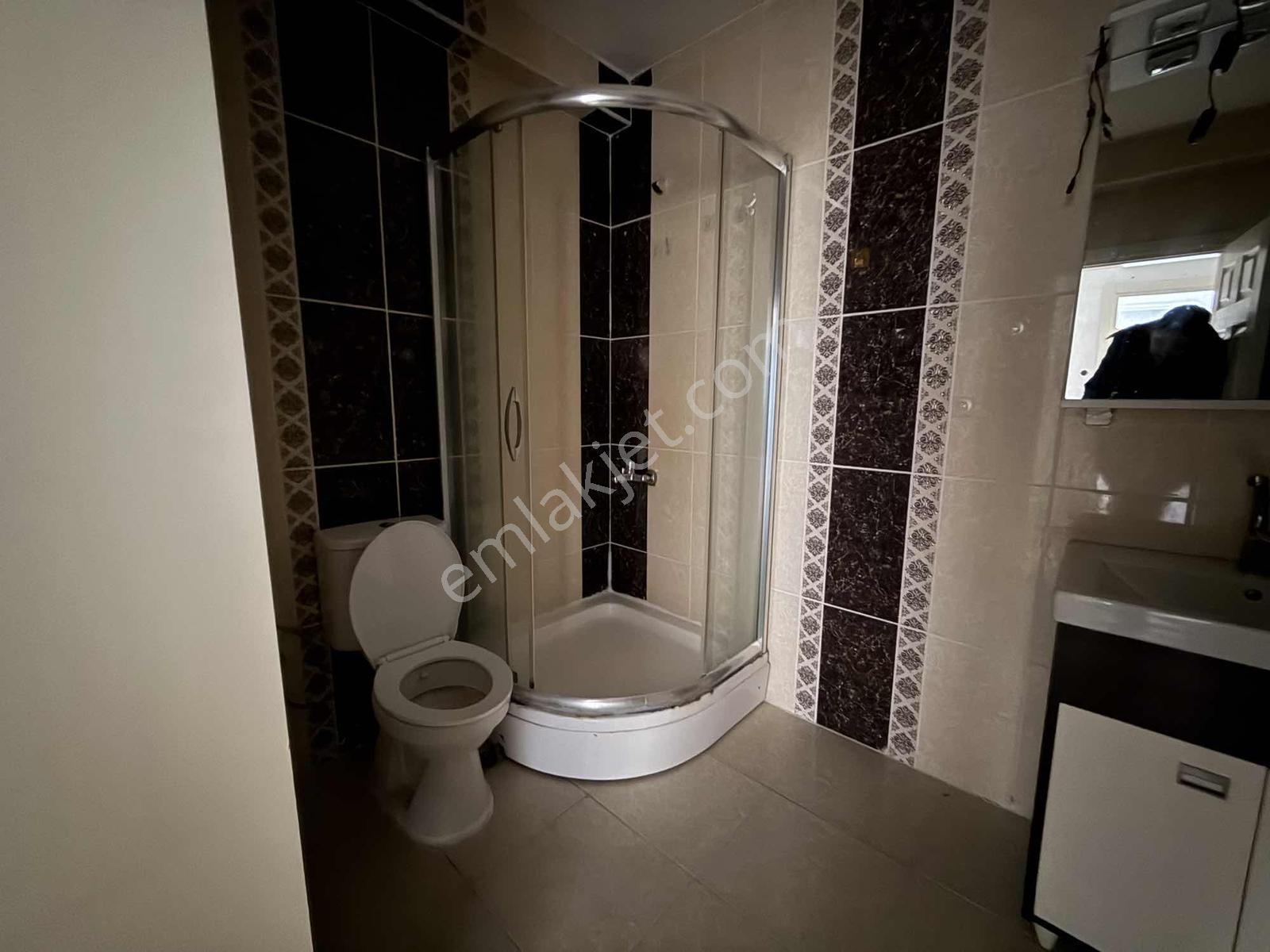 Cumhuriyet Mahallesinde 3+1 1 İnci Kat Daire Asansörlü — fotoğraf 26