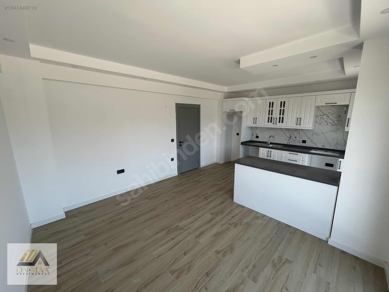 Onmax Bahçelievler' Satılık Önü Açık Ferah 1+1 Daire — fotoğraf 4
