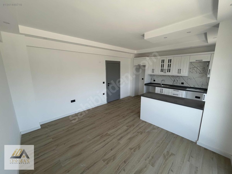 Onmax Bahçelievler' Satılık Önü Açık Ferah 1+1 Daire — fotoğraf 5