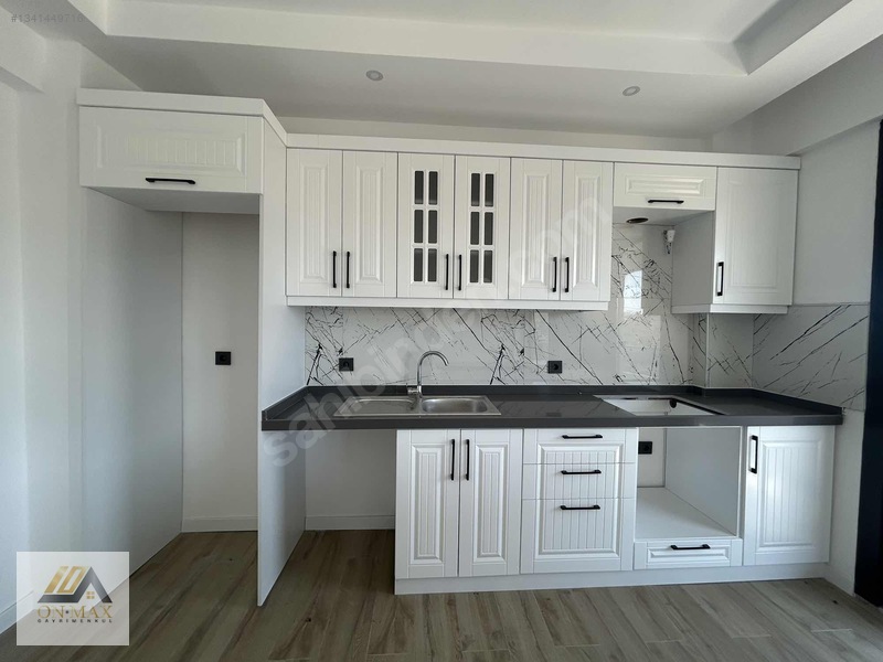 Onmax Bahçelievler' Satılık Önü Açık Ferah 1+1 Daire — fotoğraf 9