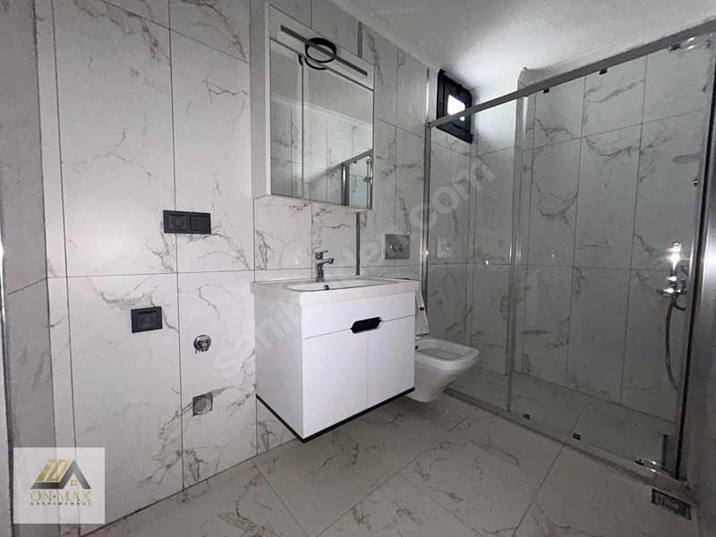 Onmax Bahçelievler' Satılık Önü Açık Ferah 1+1 Daire — fotoğraf 23