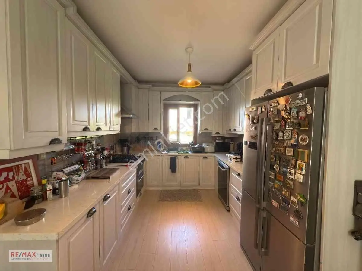 Kuşadası Marına Bölgesi, Raınbow Vıllaları'nda 6+1 - Denız Manzaralı, Bahçeli & Havuzlu Villa — fotoğraf 10