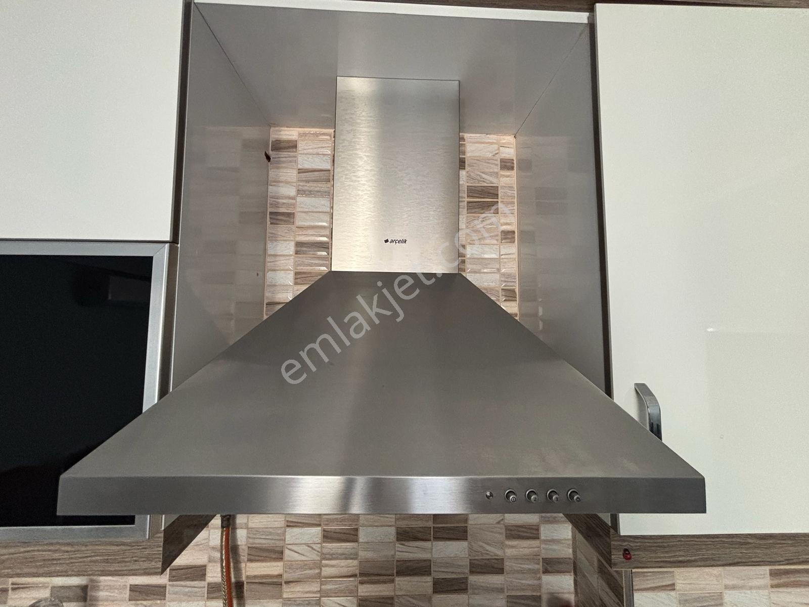 Anadolu Caddesinde Merkezi Konumda Eşyalı 1+1 Satılık Daire — fotoğraf 20