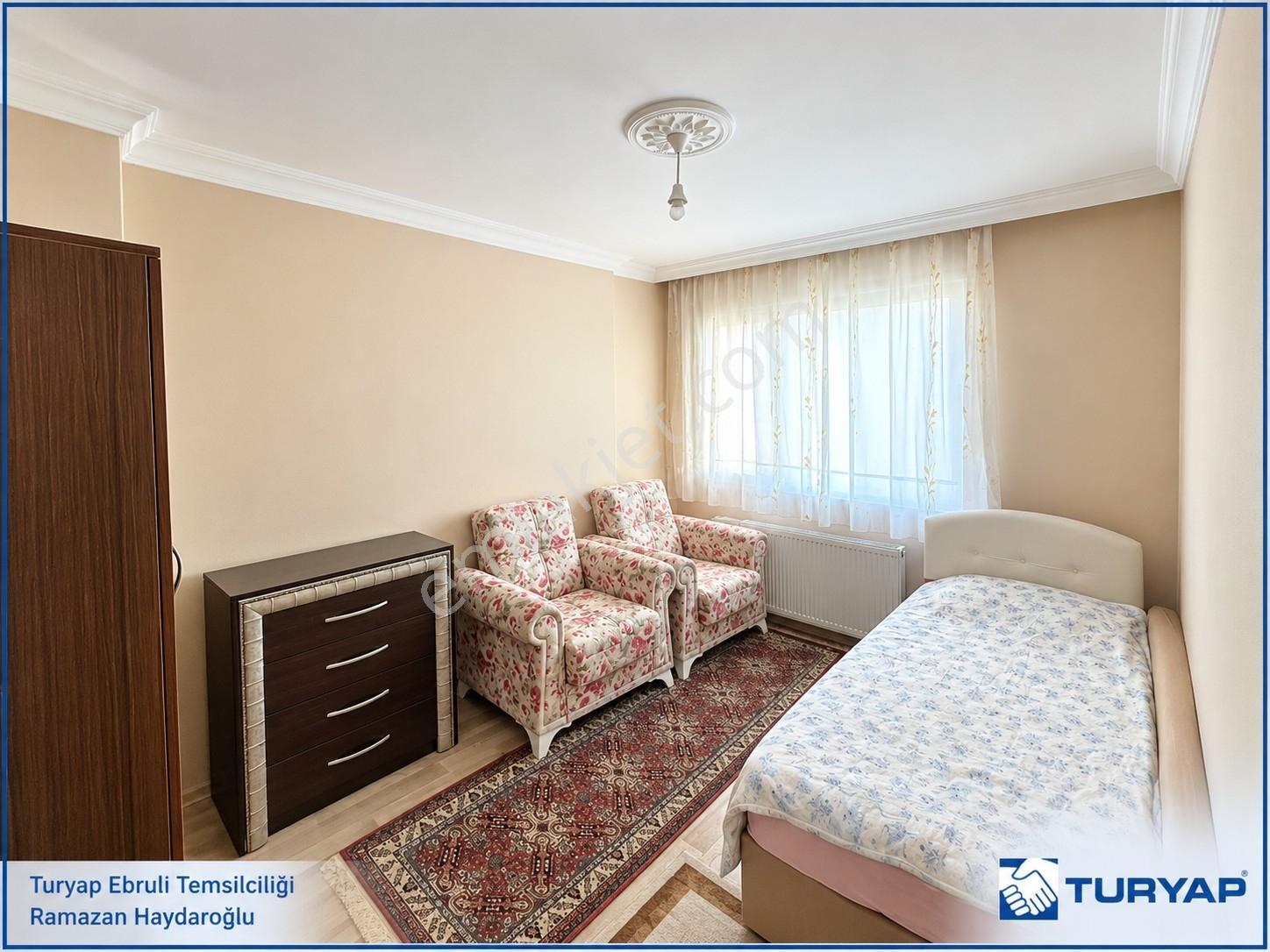 Tekirdağ Soğancılar Caddesi'nde Satılık 1+1 Daire — fotoğraf 2