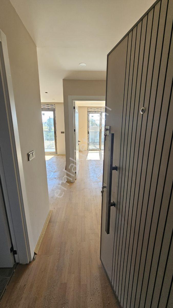 Acil! Altıntaş Havalimanı Yanı Havuzlu Sitede 1+1 Sıfır Daire