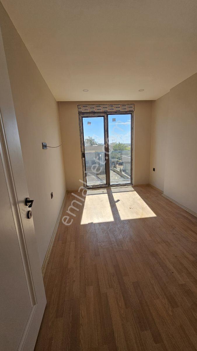 Acil! Altıntaş Havalimanı Yanı Havuzlu Sitede 1+1 Sıfır Daire — fotoğraf 4