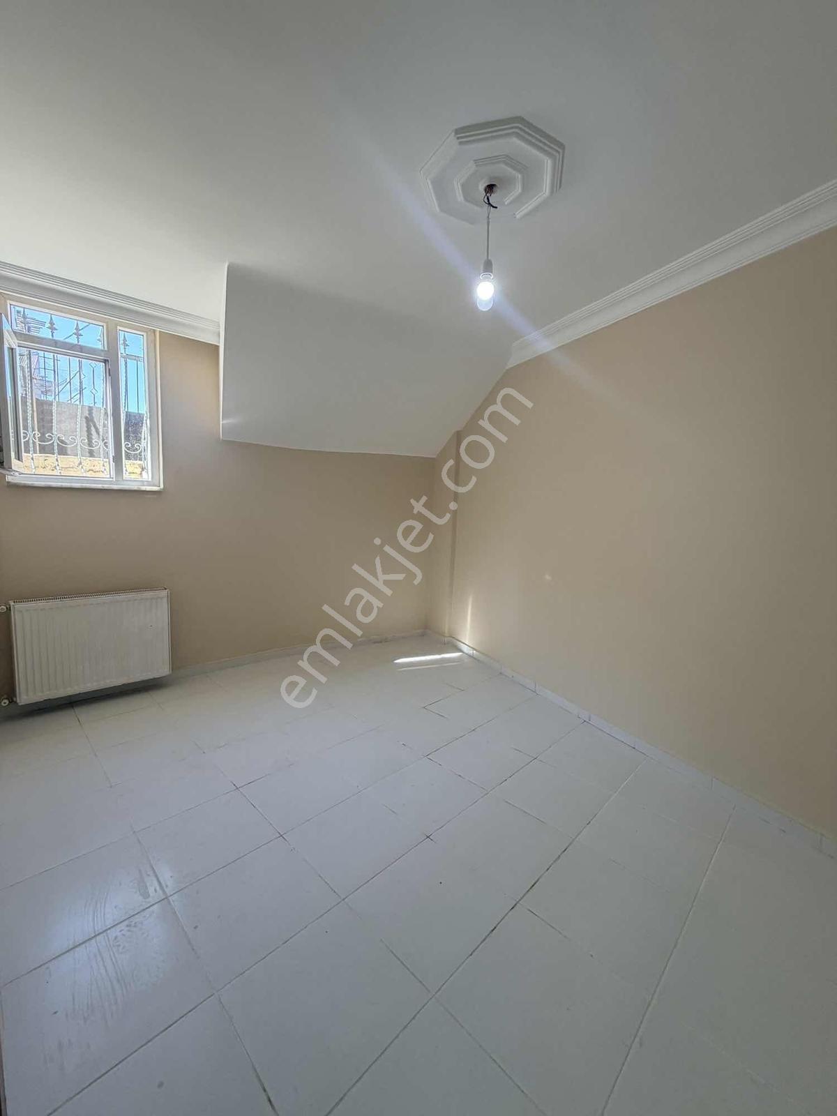 Familya Emlaktan Devlet Hastanesi Yanı 2+1 Bahçeli 75 M2 Daire — fotoğraf 5