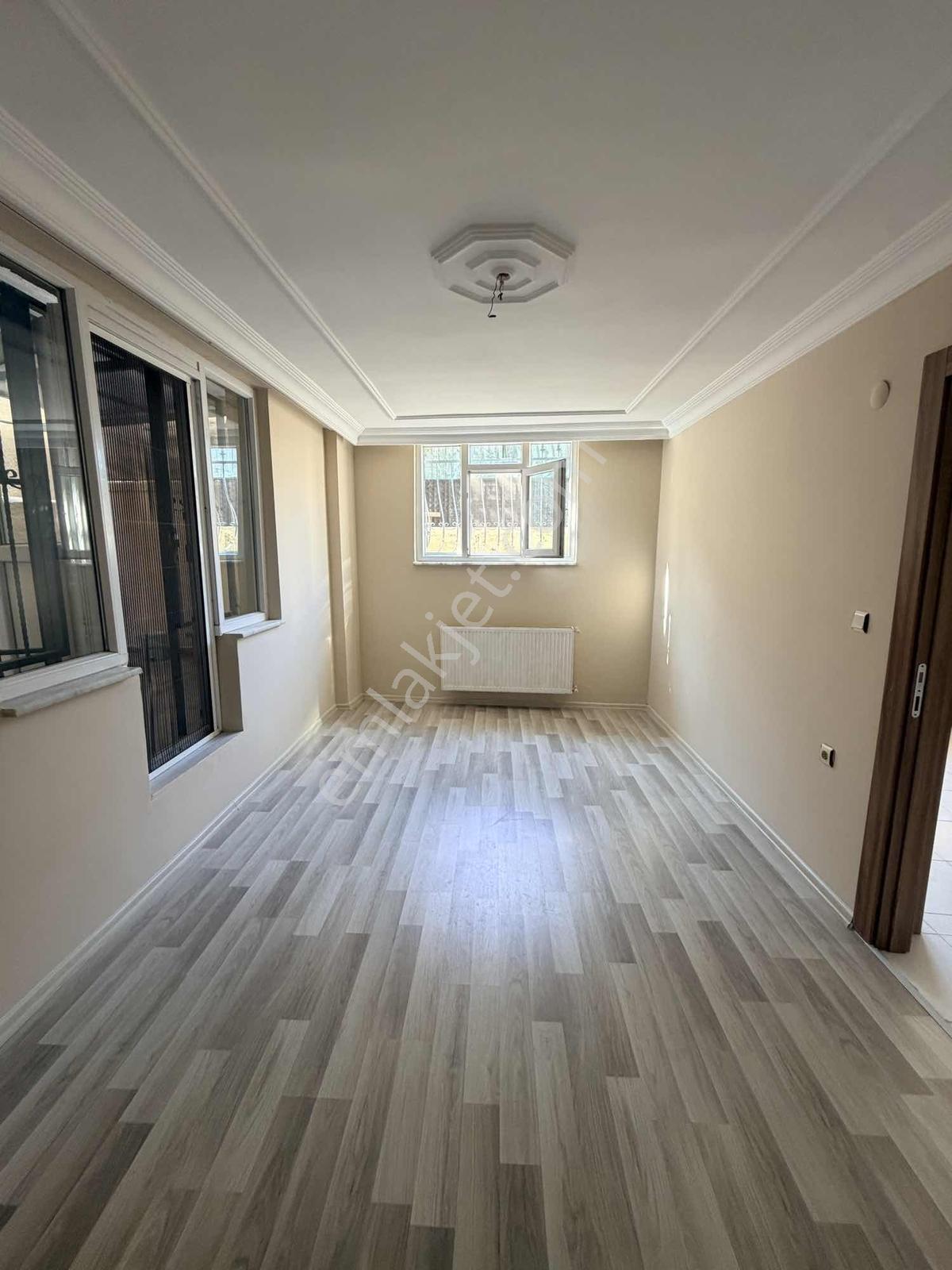 Familya Emlaktan Devlet Hastanesi Yanı 2+1 Bahçeli 75 M2 Daire — fotoğraf 18